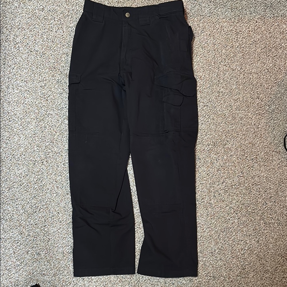 Tru Spec Men's Black Cargo Work Pants.